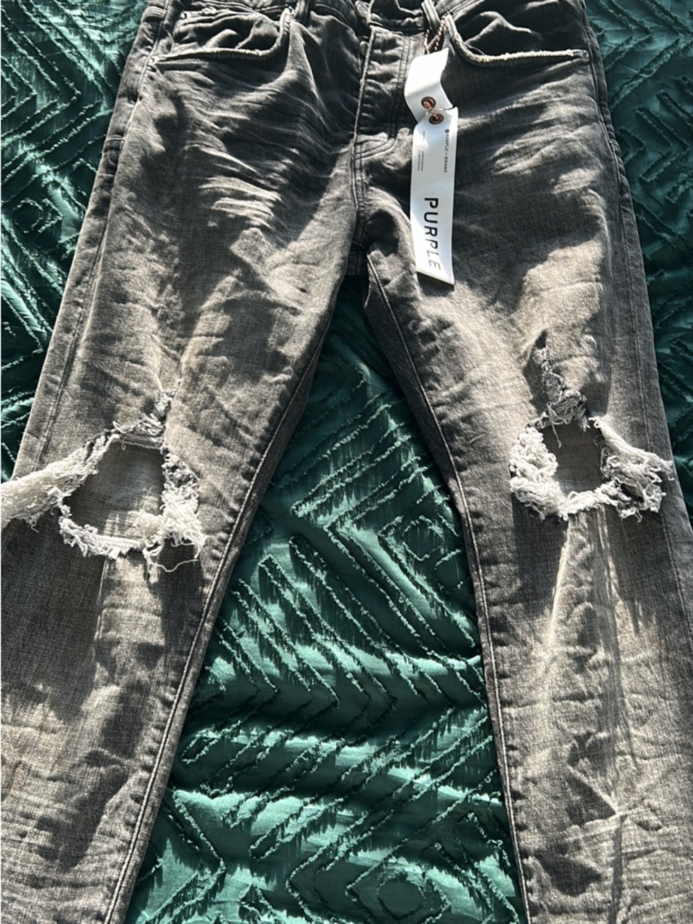 Purple Brand Men’s Skinny Ripped Gray Jeans